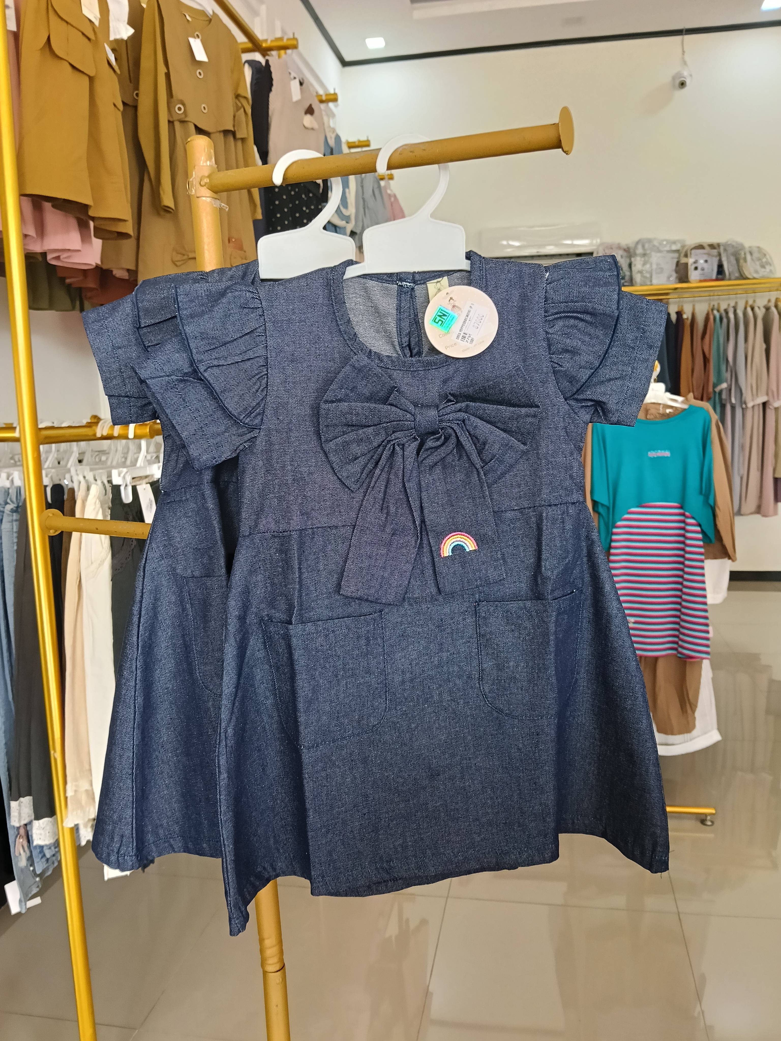 Dress jeans pelangi