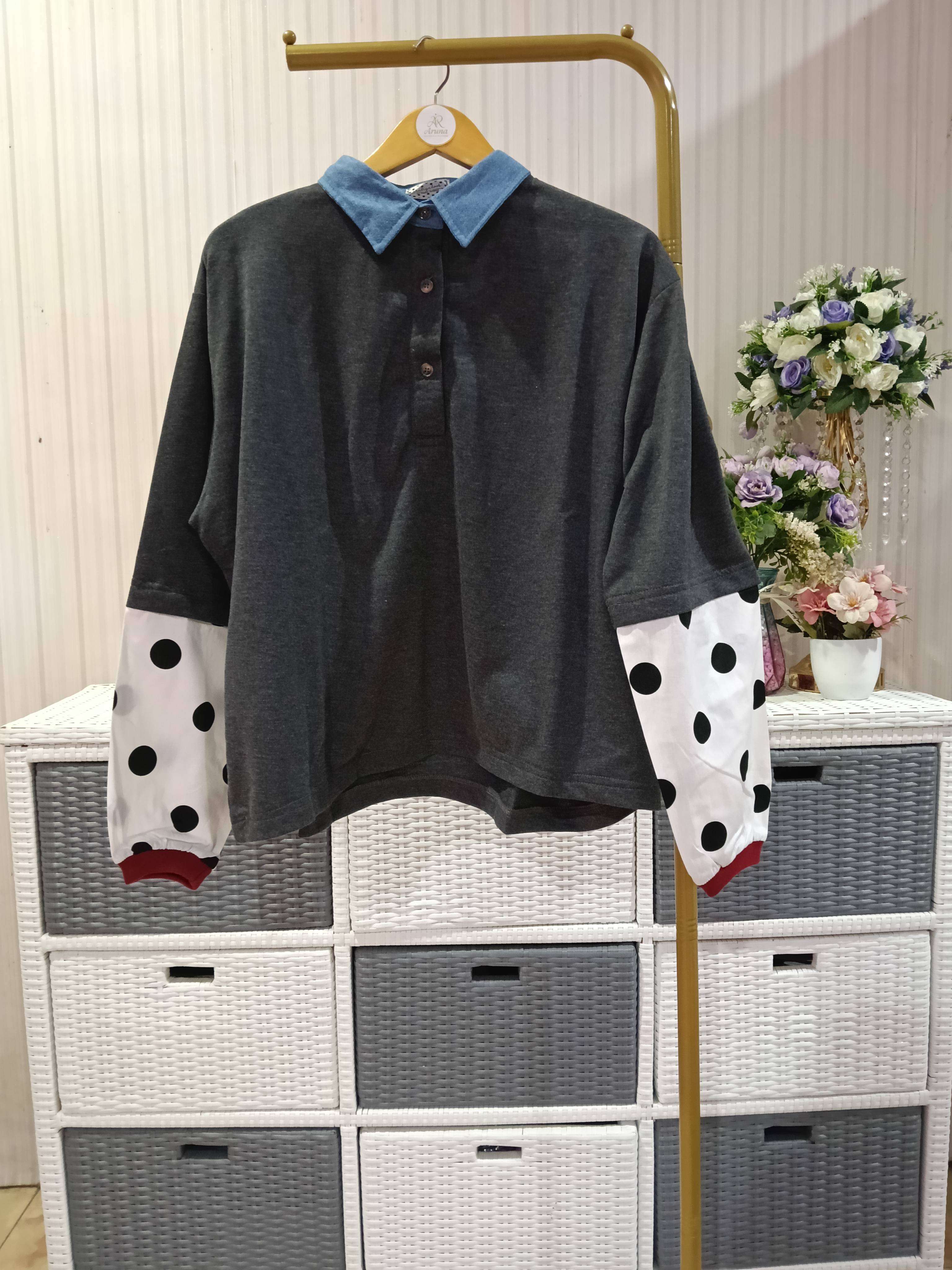 Atasan polka abu